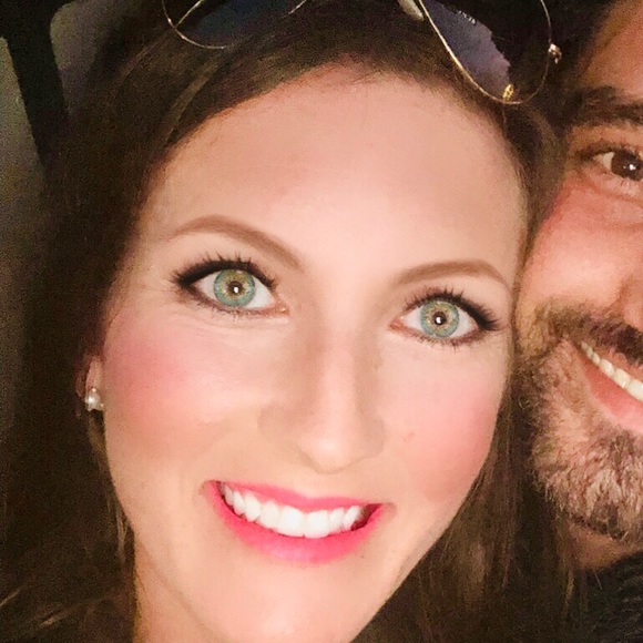 Meet the Posher Other - Meet your Posher, Lauren